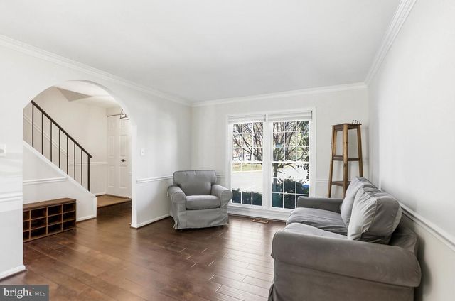 10293 LATNEY RD, Fairfax, VA 22032