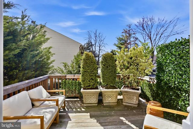 10293 LATNEY RD, Fairfax, VA 22032