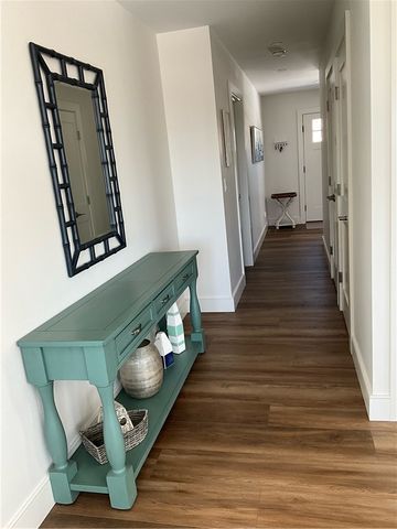 443 Wolcott Avenue 1, Middletown, RI 02842