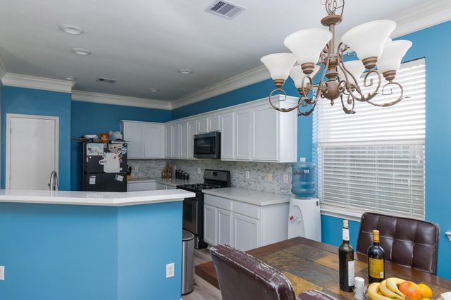 10303 Mills Run Drive, Houston, TX 77070