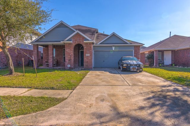10303 Mills Run Drive, Houston, TX 77070
