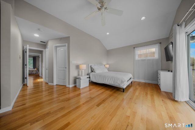 60 Hawthorne Street, West Haven, CT 06516