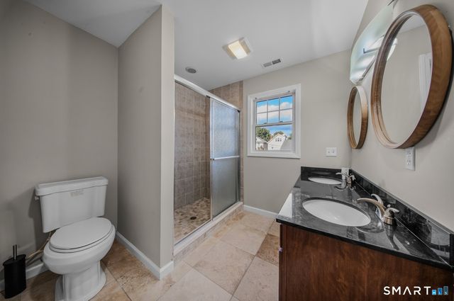 60 Hawthorne Street, West Haven, CT 06516