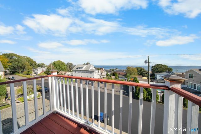 60 Hawthorne Street, West Haven, CT 06516