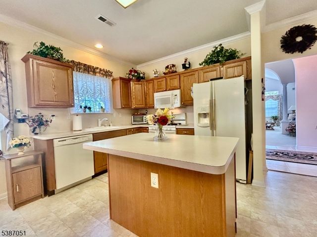 14 Gascony Cir, Manchester Twp., NJ 08759