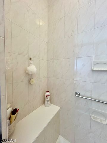 14 Gascony Cir, Manchester Twp., NJ 08759