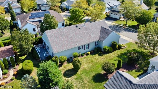 14 Gascony Cir, Manchester Twp., NJ 08759