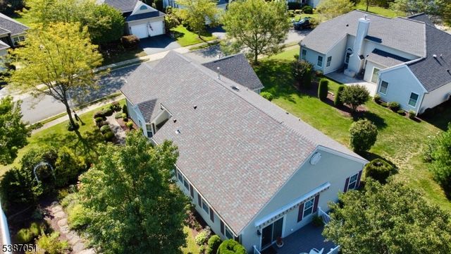 14 Gascony Cir, Manchester Twp., NJ 08759