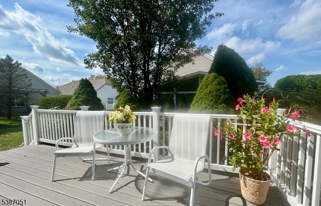 14 Gascony Cir, Manchester Twp., NJ 08759