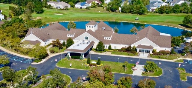 14 Gascony Cir, Manchester Twp., NJ 08759