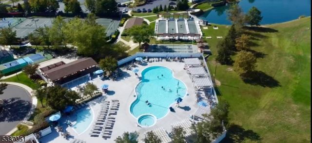 14 Gascony Cir, Manchester Twp., NJ 08759