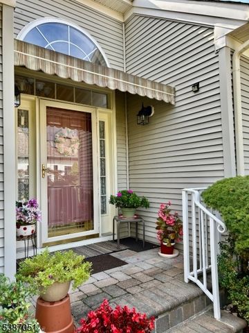 14 Gascony Cir, Manchester Twp., NJ 08759