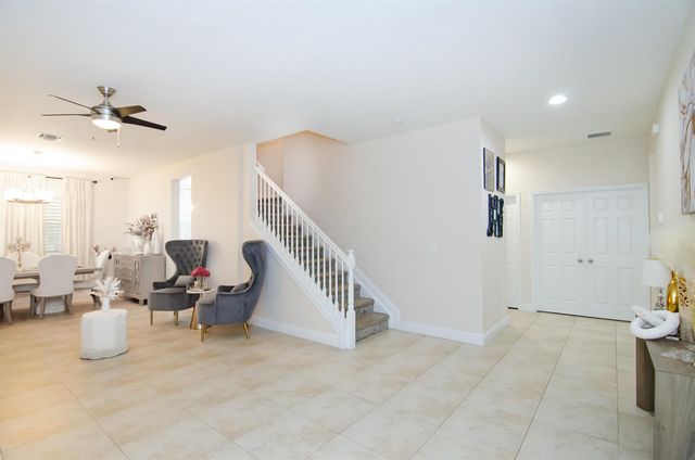 1188 NW Leonardo Circle, Port St. Lucie, FL 34986