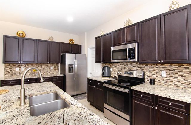1188 NW Leonardo Circle, Port St. Lucie, FL 34986