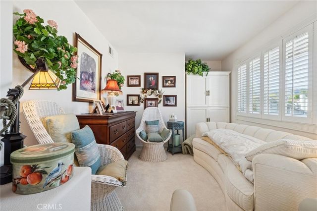 23627 Via Delos, Valencia, CA 91355