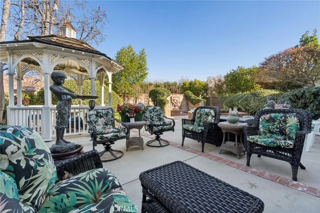 23627 Via Delos, Valencia, CA 91355