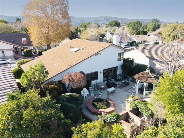 23627 Via Delos, Valencia, CA 91355