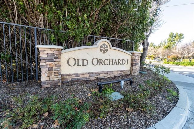 23627 Via Delos, Valencia, CA 91355