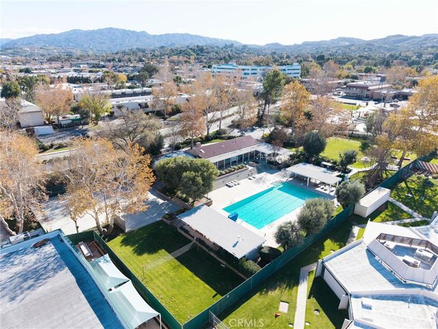 23627 Via Delos, Valencia, CA 91355