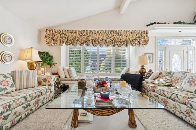 23627 Via Delos, Valencia, CA 91355