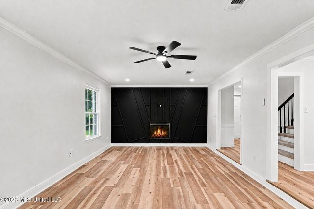 54 Woodridge Place, Jackson, MS 39211