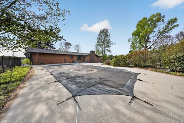 1710 Old Ringgold Road, Rocky Face, GA 30740