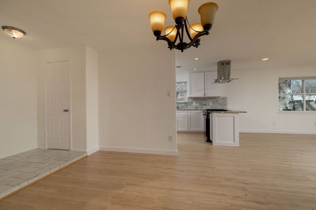 272 Palomino Drive, Saginaw, TX 76179