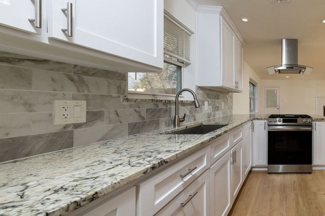 272 Palomino Drive, Saginaw, TX 76179