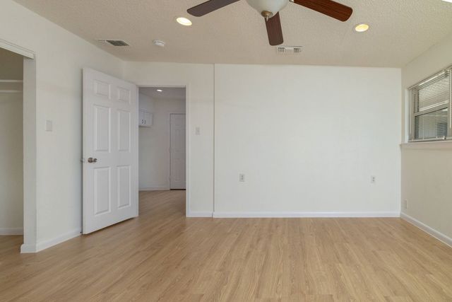 272 Palomino Drive, Saginaw, TX 76179