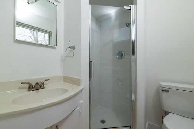 272 Palomino Drive, Saginaw, TX 76179