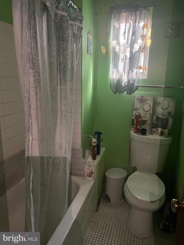 1828 MARGARET ST, Philadelphia, PA 19124