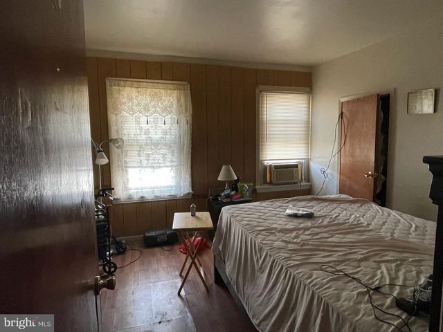1828 MARGARET ST, Philadelphia, PA 19124