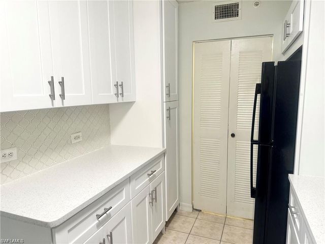 8940 Colonnades CT E 725, Bonita Springs, FL 34135