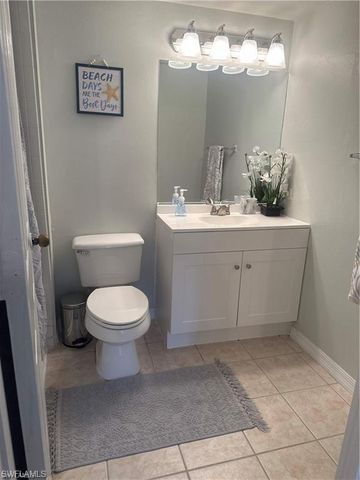 8940 Colonnades CT E 725, Bonita Springs, FL 34135