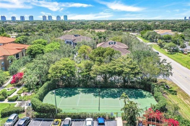 8940 Colonnades CT E 725, Bonita Springs, FL 34135