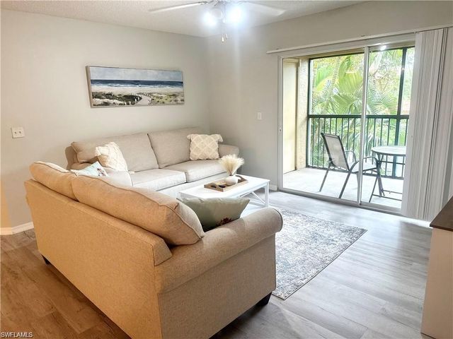 8940 Colonnades CT E 725, Bonita Springs, FL 34135