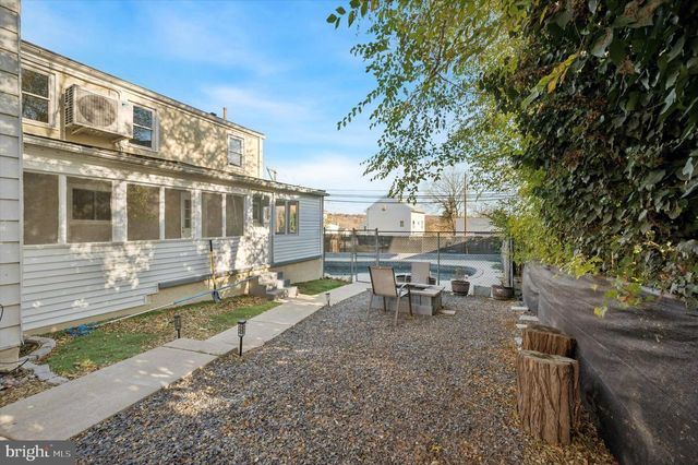 715 BRADLEY ST, Bridgeport, PA 19405