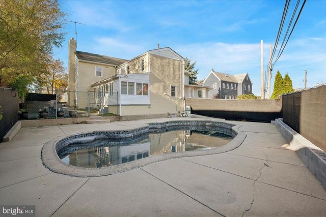 715 BRADLEY ST, Bridgeport, PA 19405