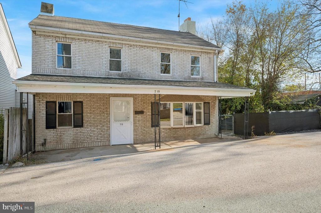 715 BRADLEY ST, Bridgeport, PA 19405