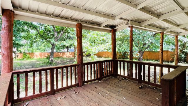 1215 S Vaden Street, Sherman, TX 75090