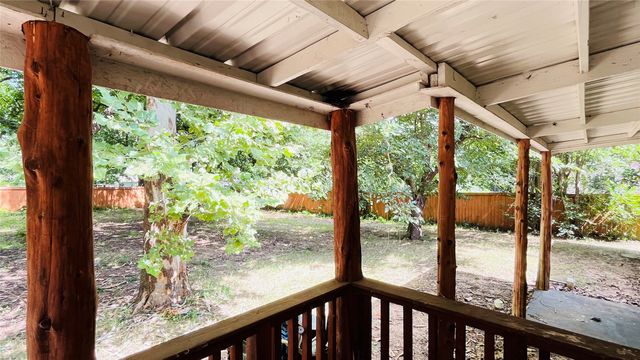 1215 S Vaden Street, Sherman, TX 75090