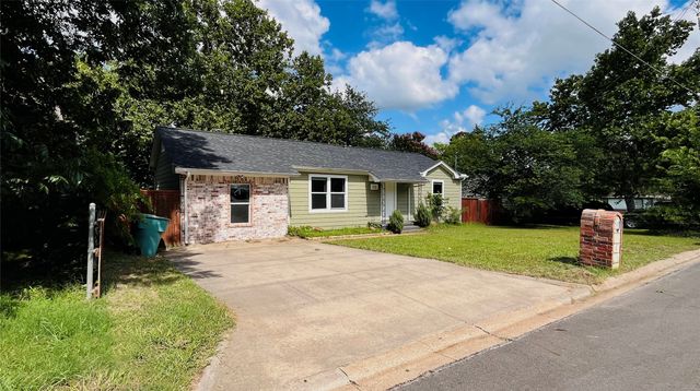 1215 S Vaden Street, Sherman, TX 75090