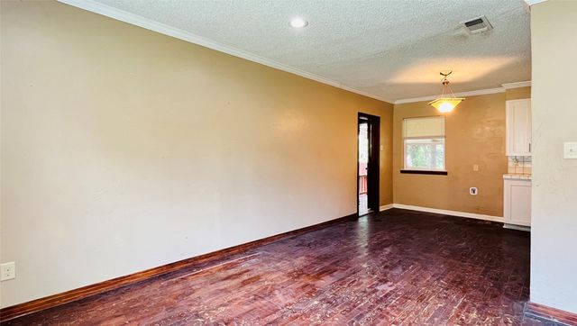 1215 S Vaden Street, Sherman, TX 75090