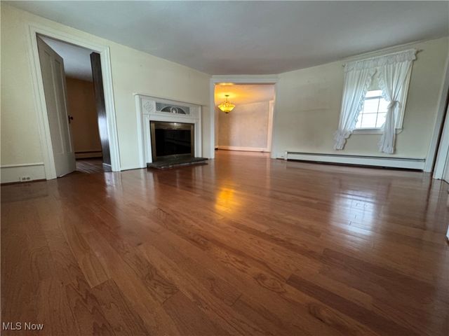 5084 Chillicothe Road, Chagrin Falls, OH 44022