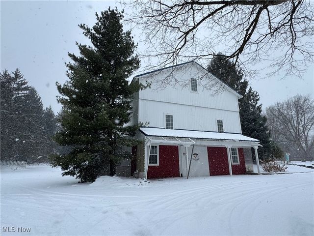 5084 Chillicothe Road, Chagrin Falls, OH 44022