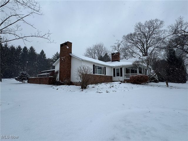 5084 Chillicothe Road, Chagrin Falls, OH 44022