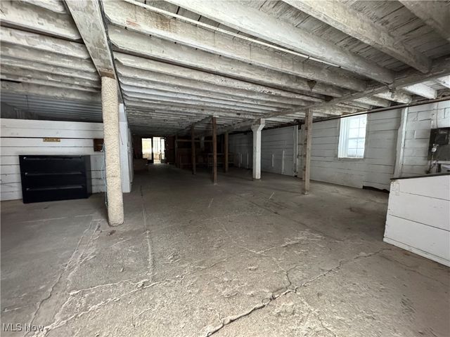 5084 Chillicothe Road, Chagrin Falls, OH 44022