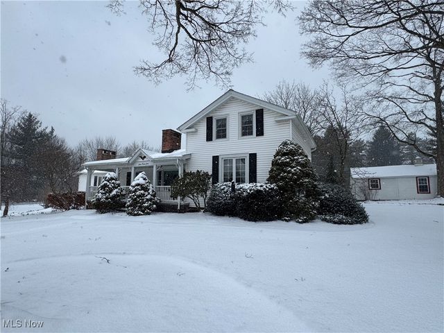 5084 Chillicothe Road, Chagrin Falls, OH 44022