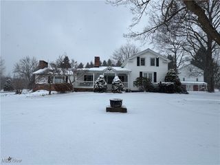 5084 Chillicothe Road, Chagrin Falls, OH 44022