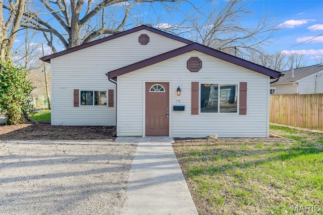 110 S 32nd Street, Belleville, IL 62226
